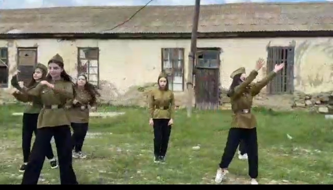 Инсценировка песни &amp;quot;Был месяц май&amp;quot;.